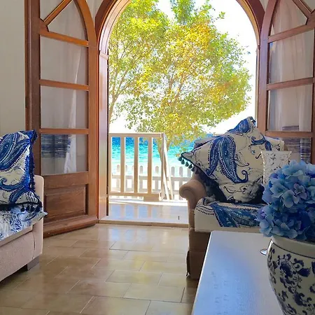 Byblos Mare-the Exclusive Front Villa