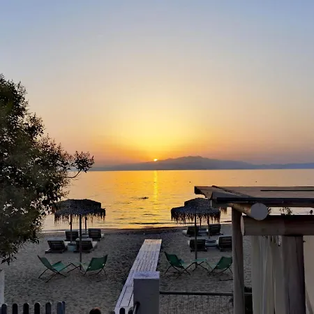 Byblos Mare-the Exclusive Front 斯卡拉索提罗斯