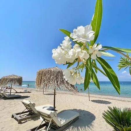 Byblos Mare-the Exclusive Front 别墅