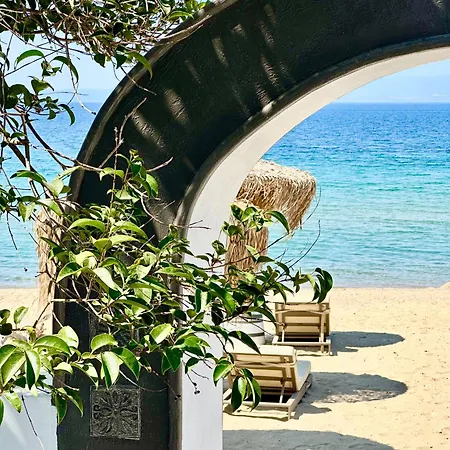 Byblos Mare-the Exclusive Front Villa